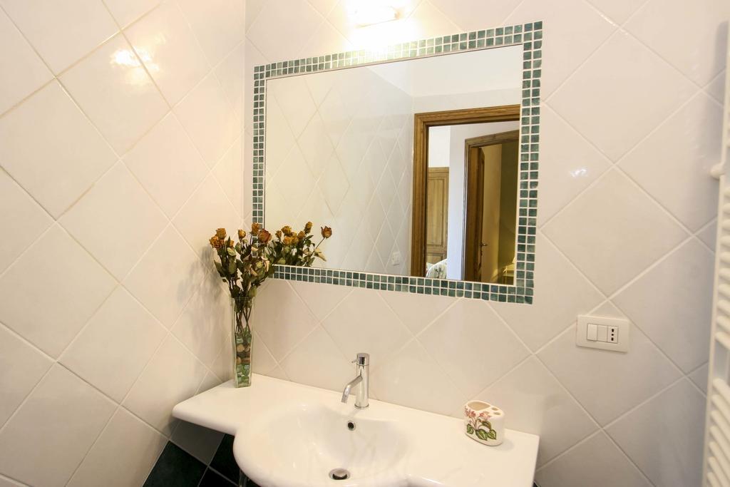 Lo Scoglio - Goelba Villa Capoliveri  Oda fotoğraf