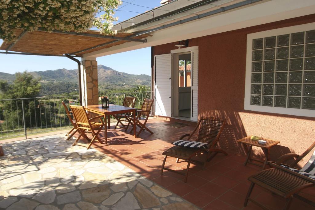 Lo Scoglio - Goelba Villa Capoliveri  Oda fotoğraf